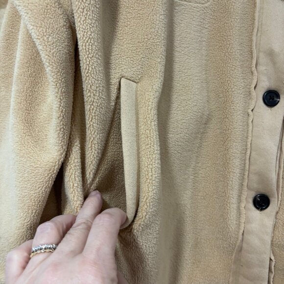 Amazon Plush Shacket Pockets Elbow Patches L - Picture 2 of 8